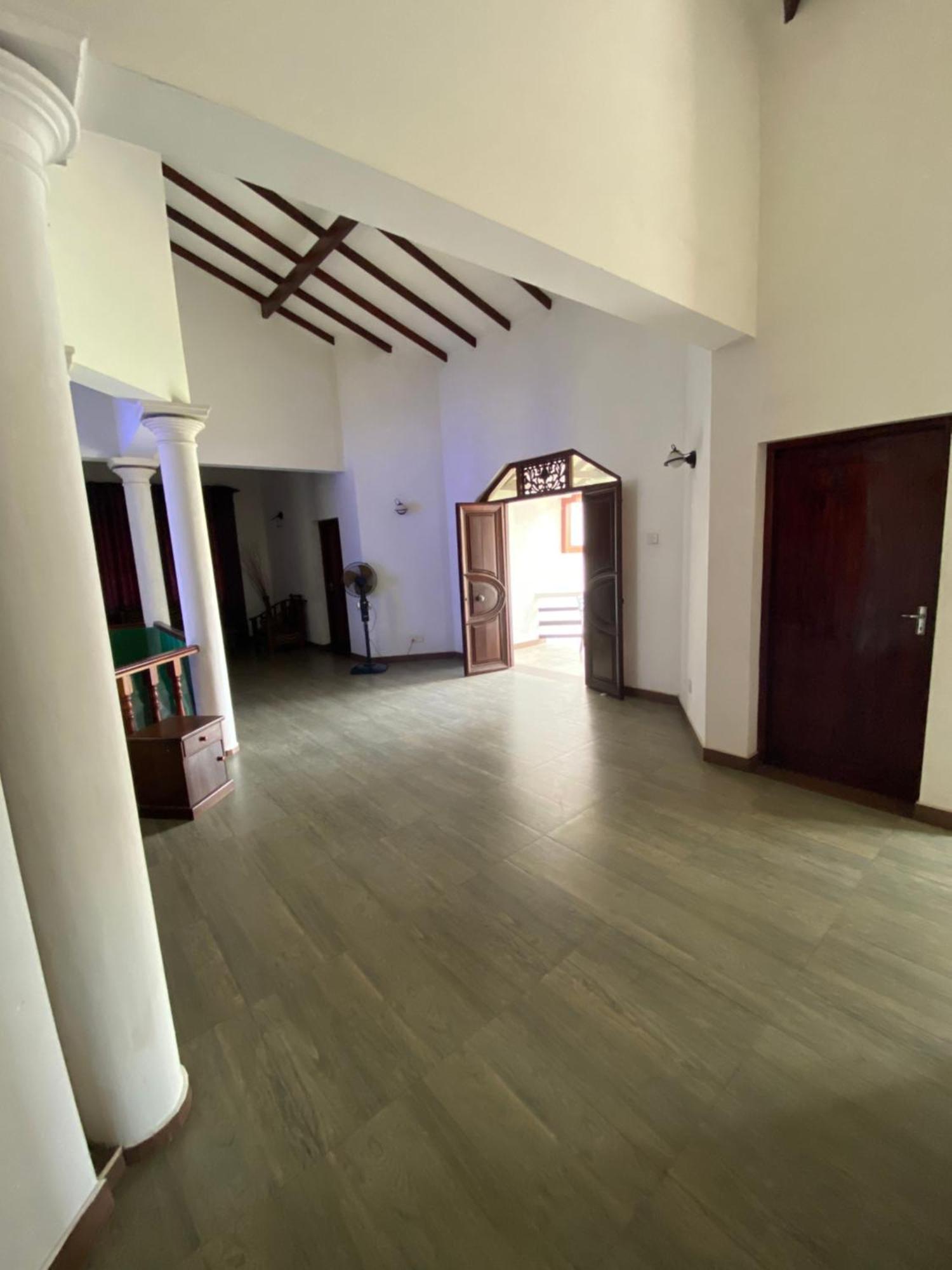 The Serene House Negombo Exterior photo