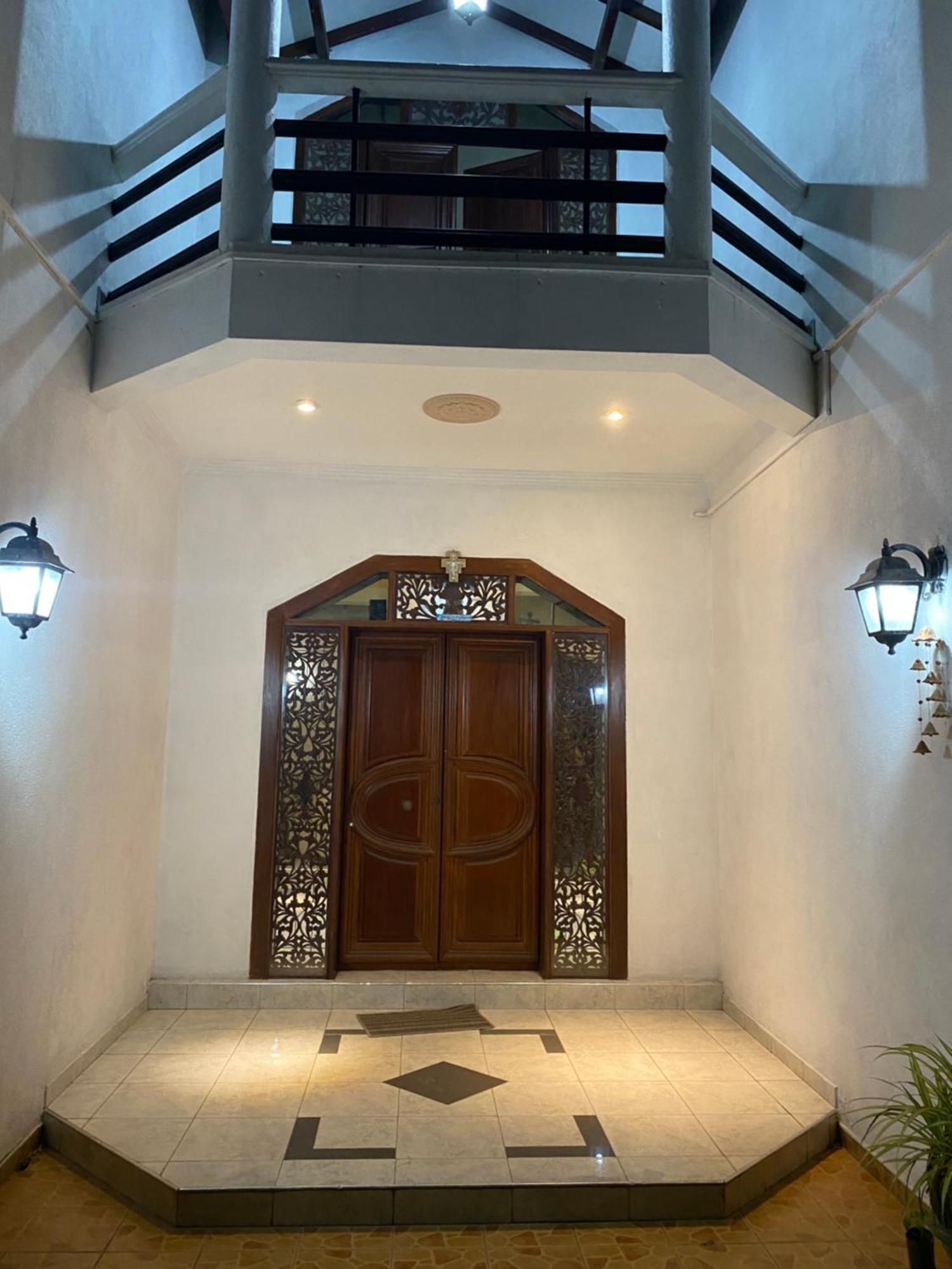 The Serene House Negombo Exterior photo